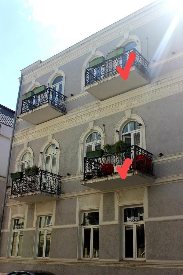 Центр Города Батуми Apartment Rustaveli 13 エクステリア 写真