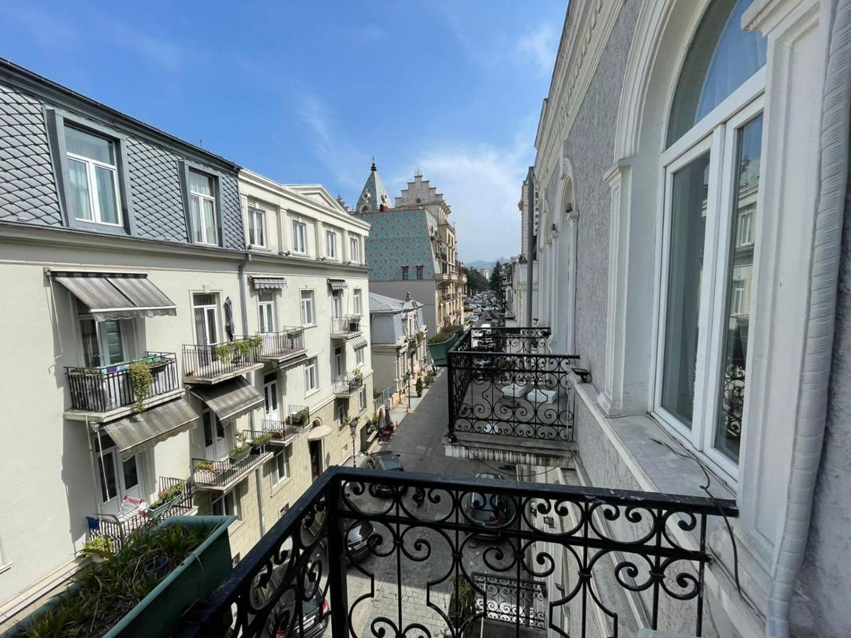 Центр Города Батуми Apartment Rustaveli 13 エクステリア 写真