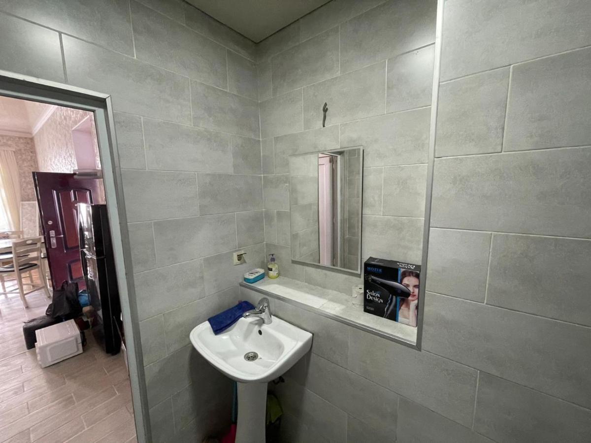 Центр Города Батуми Apartment Rustaveli 13 エクステリア 写真
